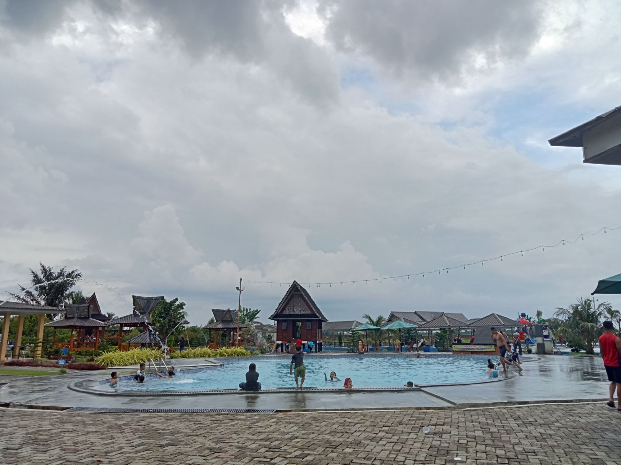 Taman Garista, Edukasi dan Rekreasi Meriah