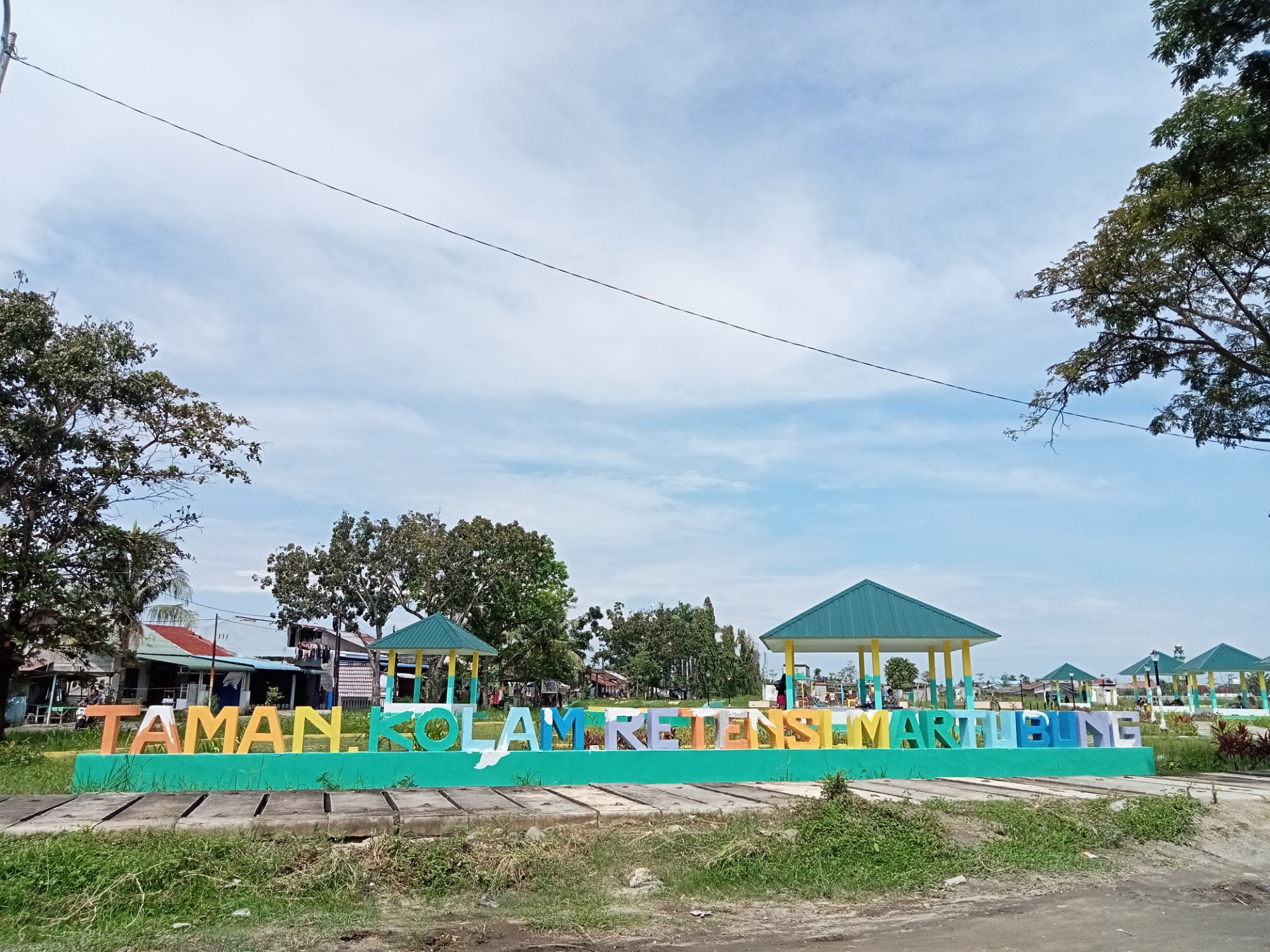 Kolam Retensi Martubung, Wisata Murah Meriah di Medan
