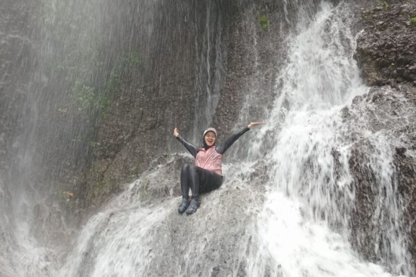 Air Terjun Lau Berte, Tangga Bambunya Bikin Termangu