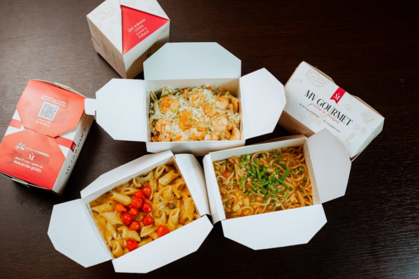Stop Pakai Plastik! Ganti Kemasan Makanan Bikin Customer Tertarik Order